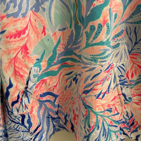 Lilly Pulitzer Skipper Popover Half Zip in Kaleidoscope Coral Size Small - Picture 4 of 10